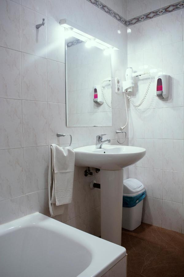 Hostal Artico Madrid Exteriér fotografie